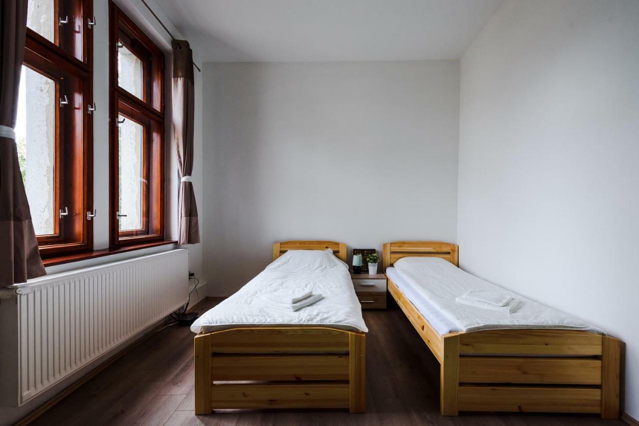 Gold Apartment - Gyor Bagian luar foto